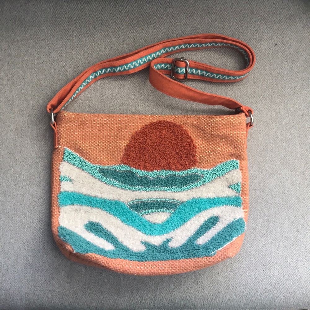 Make Waves Beaded Sunset Purse - image 1